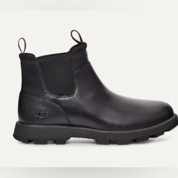 UGG Other - [M9]UGG Black Hillmont Chelsea Leather Boots with Wool Insole